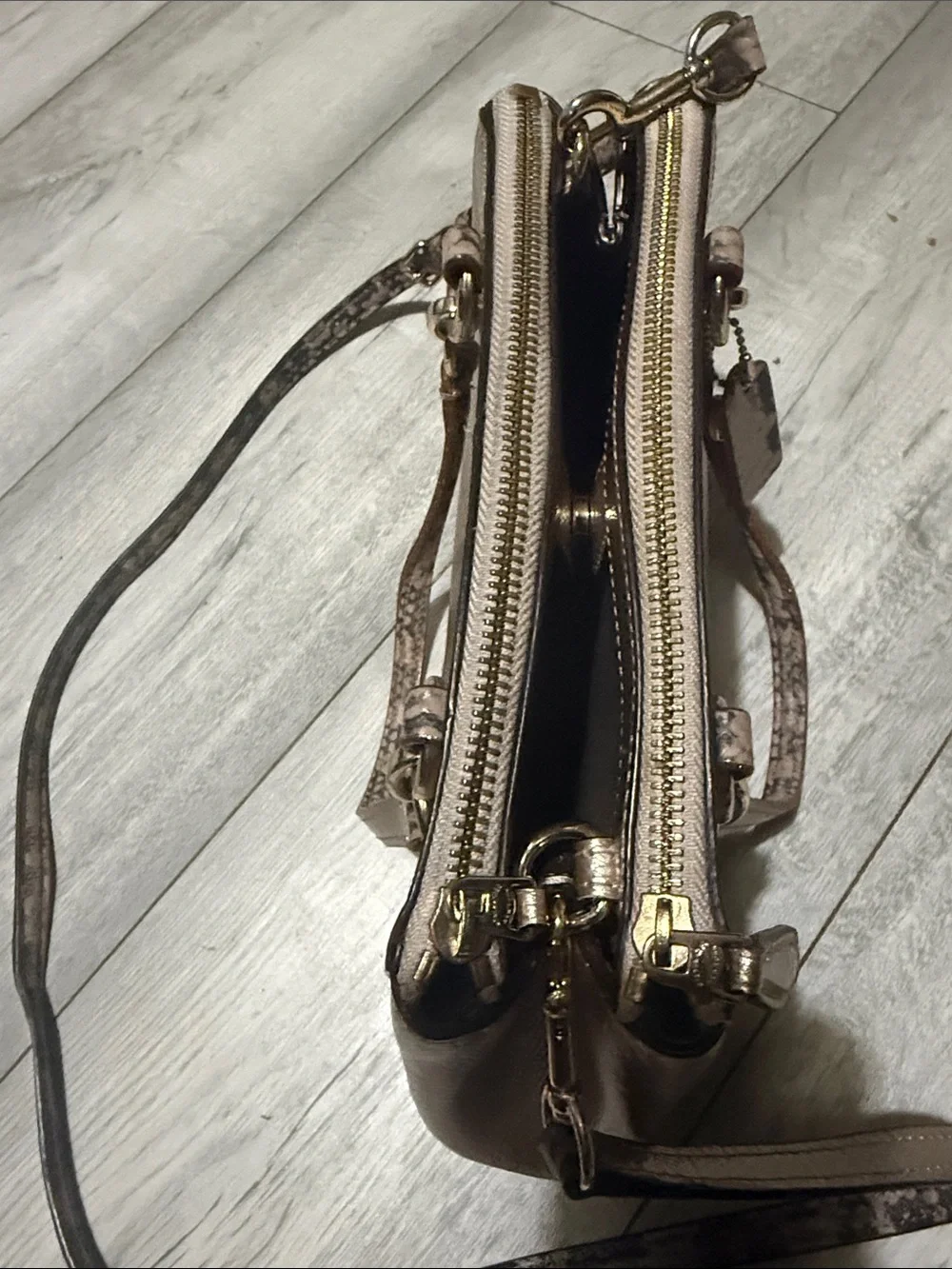 Coach Metallic Rose Gold Satchel with Snake-Print Strap and Top Handles - Picture 15 of 15